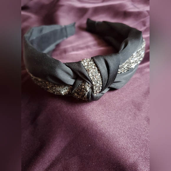 Rhinestone headband - Picture 2 of 3